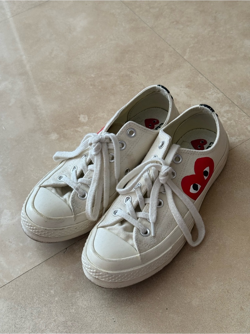 Comme des Garcons PLAY White Canvas Low-Top Sneakers with Red Heart